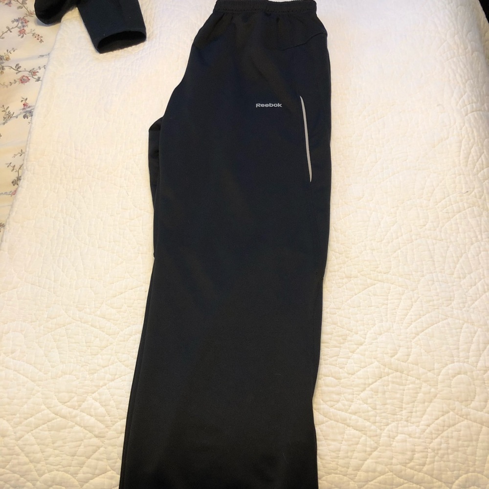 Men’s Reebok Sweats L Excellent Condition